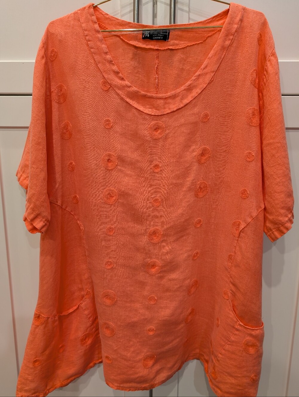 Bella Amore Linen Tunic Top